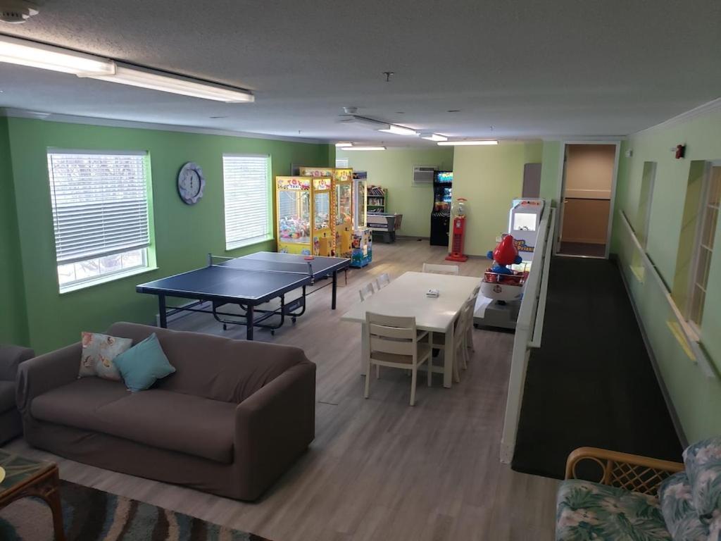 Marylander Condominiums, 90 Steps From The Beach Ocean City Bagian luar foto